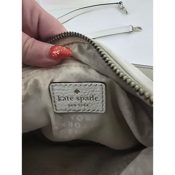 Kate Spade White Leather Hobo Handbag with Detachable Strap - Picture 2 of 7